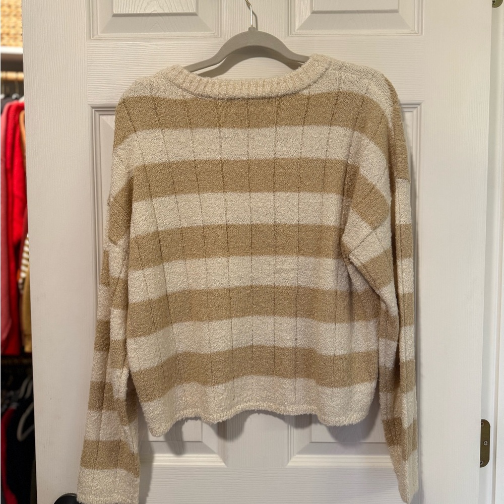 Carly Jean Los Angeles Celeste Sweater Size M - Picture 5 of 5